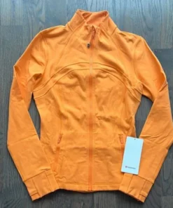 lululemon athletica australian sports clothing