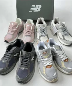 buy large quantity sneaker pallets